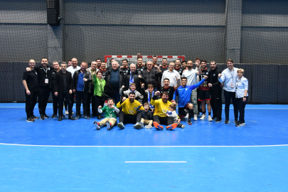 Nilüfer Belediyespor Erkek Hentbol Takımı'ndan galibiyet