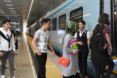 Tren seyahatlerinde ailelere ve yeni evlenen çiftlere özel indirimler geliyor