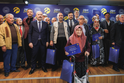 Turkcell huzurevlerinde teknoloji odaları açmaya devam ediyor