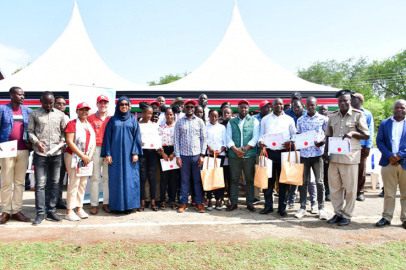 Huawei DigiTruck Kenya 290 Yeni Dijital Beceri Mezunu Verdi