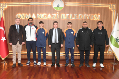Başkan Aydın, milli sporcuları Dünya Şampiyonası’na uğurladı
