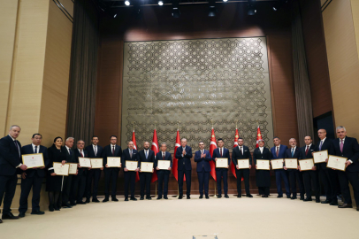 Cumhurbaşkanı Erdoğan: “Teknolojide bağımsızlığı en üst seviyeye çıkarmayı arzu ediyoruz”