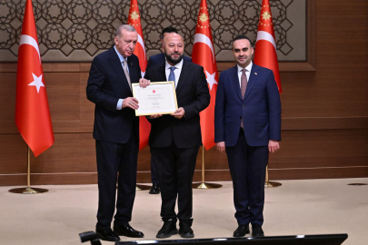 Cumhurbaşkanı Erdoğan’dan CW Solar Cell’e ödül