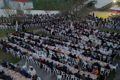 Yunanistan İskeçe'de Büyükşehir'le iftar bereketi