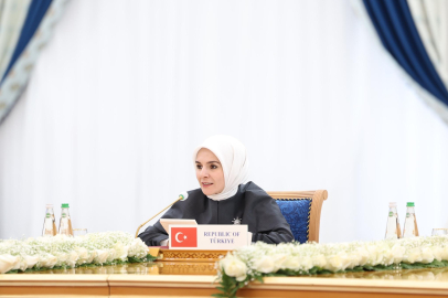 Bakan Göktaş, Türkmenistan'da çocukların yararına düzenlenen uluslararası konferansa katıldı