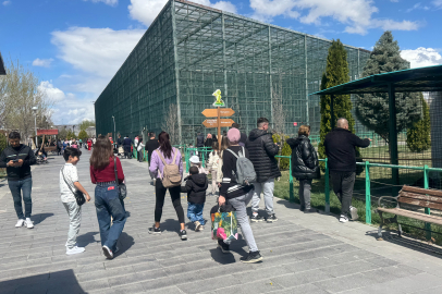 Büyükşehir’in hayvanat bahçesine Ramazan Bayramı’nda yoğun ilgi