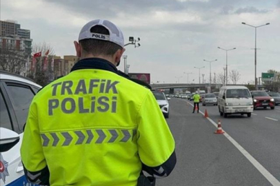 Bayram trafiği tedbirleri kapsamında 69 Bin 11 personel görevde