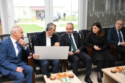 İçişleri Bakan Yardımcısı Bülent Turan, Trakya’nın en büyük ve en kapsamlı hayvan bakımevini ziyaret etti