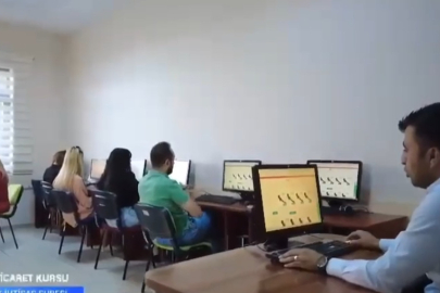 KAYMEK, Ücretsiz E-Ticaret Kursuyla Girişimcileri Dijital Dünyaya Hazırlıyor