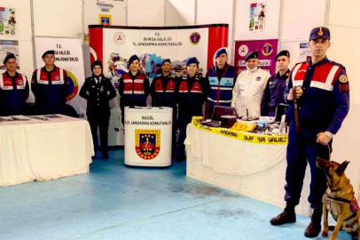 Jandarma öğrencilerle bir araya geldi