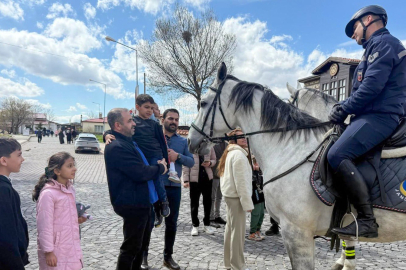 Atlı jandarma timleri turizm noktalarında görev başında