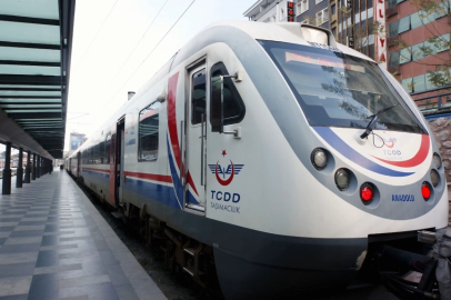 Raylarda Yenilenebilir Enerji Atağı