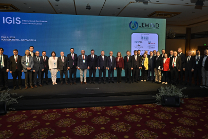 Uluslararası Jeotermal Yatırım Zirvesi Başladı