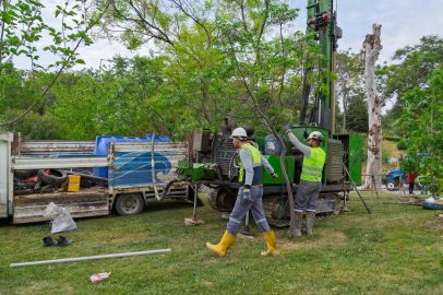 İzmir’de Deprem Ve Heyelan Riski Araştırılıyor
