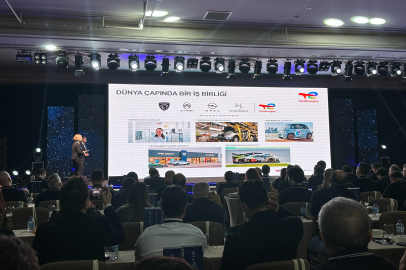 TotalEnergies ve Stellantis İş Birliği Güçlenerek Sürüyor