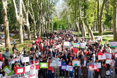 Uluslararası Aile Günü 81 ilde "Aile Yılı Yürüyüşü" ile kutlandı