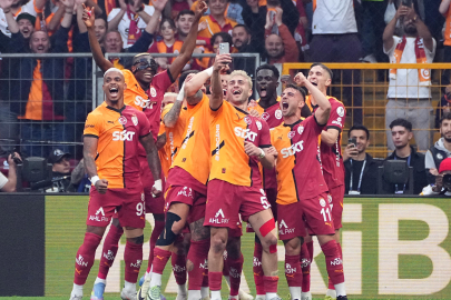 Süper Lig'de Şampiyon Galatasaray!