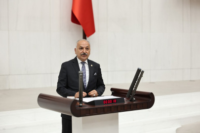 Talat Dinçer: "Taşucu Turizm Beldesidir, Hayvan Sevkiyat Noktası Olamaz!"