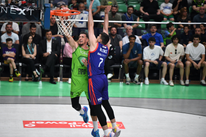 TOFAŞ BSL Play-off Çeyrek Final Serisinin Son Maçında Yarı Final Peşinde