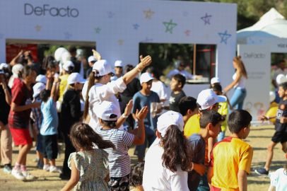 DeFacto’dan Hatay’da Miniklere Bayram Sevinci