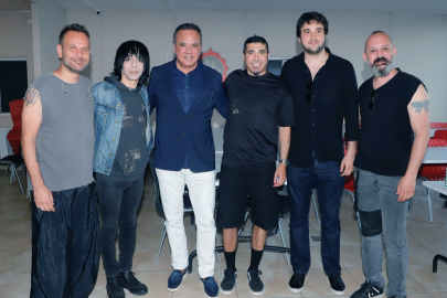 Emin Hitay’dan lise mezuniyetinin 50. yılında   öğrencilere konser armağanı