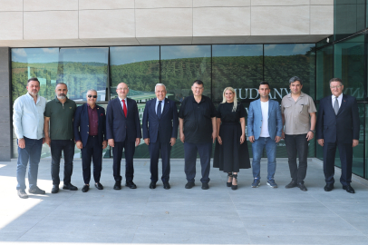 Başkan Şadi Özdemir Özel Eğitim Kurumları Temsilcileri İle Buluştu
