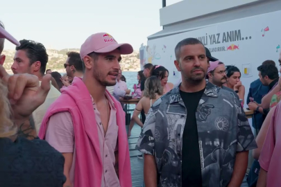 Yazın Enerjisi Red Bull Pink Edition ile İstanbul’a Taşındı