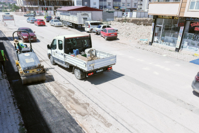 Elbistan’da Yol Konforunu Artıran Çalışmalar Sürüyor