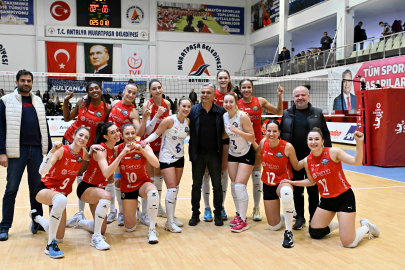 Muratpaşa Belediyespor, Arabica Coffee House Voleybol 1’inci Ligi’nde