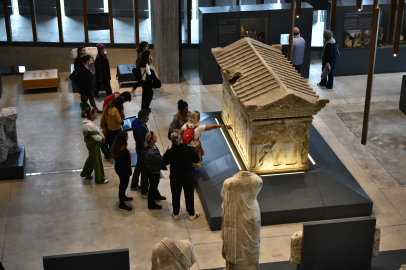 Troya Müzesi’nde Helen İle Paris’in Aşkı Yeniden Canlanıyor