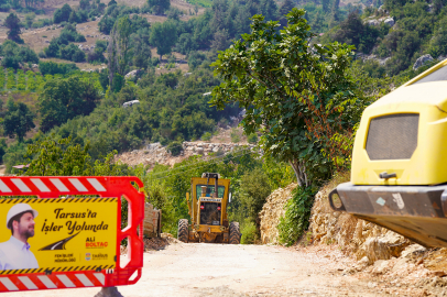 Tarsus’un Kırsalında Yol Sorunu Çözülüyor