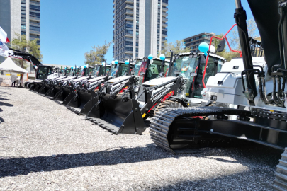 Şanlıurfa Büyükşehir, 47 Milyonluk Yeni Araç Filosuyla Sahada