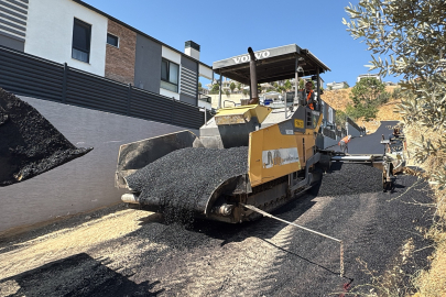 Gemlik’te Asfalt Atağı Umurbey’de Devam Ediyor