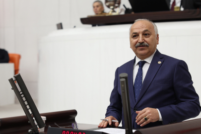 CHP'li Talat Dinçer:  “Okullar Yok, Vaatler Çok”
