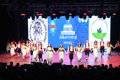 Osmangazi’de 19. Uluslararası Balkan Festivali Rüzgarı Esti