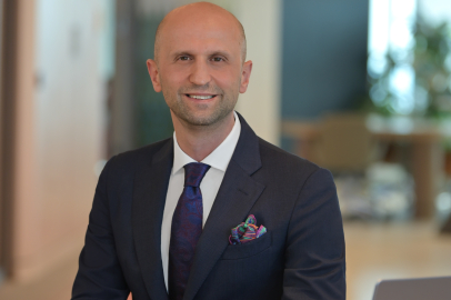 Akbank Ticari Kredilerinde Tek Çatı Altında Borç Yönetimi Dönemi