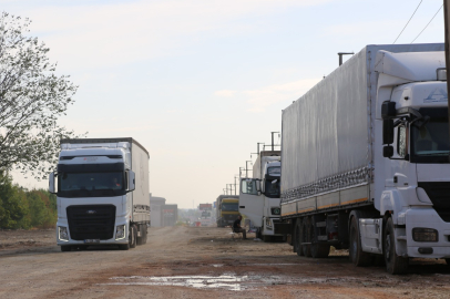 Kocaeli'de Tır Parkı Hem Trafiği Hem Sürücüleri Rahatlattı