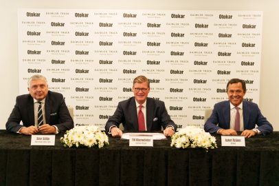 Otokar ve Daimler Buses Üretim Anlaşması İmzaladı