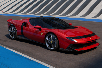 FERRARI TESTAROSSA EFSANESİ 1050 BEYGİRLİK 849 TESTAROSSA İLE GERİ DÖNDÜ!