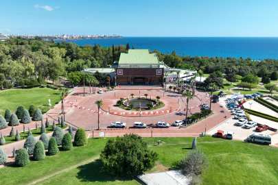 Atatürk Kültür Parkı’na Uluslararası Yeşil Bayrak Ödülü Verildi