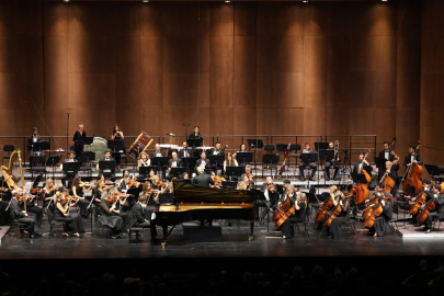 İstanbul Devlet Senfoni Orkestrası DenizBank Konserleri  2025-2026 Sanat Sezonunu Açtı