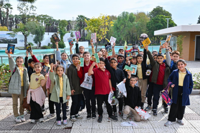 İZKİTAP’a Her Yaştan Ziyaretçi Yoğun İlgi Gösterdi
