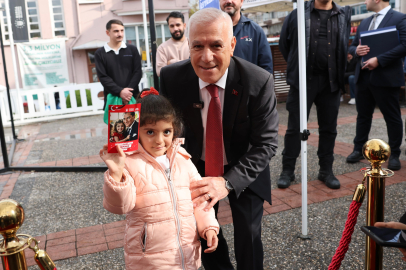 Bursalılar, Atatürk İle Aynı Karede