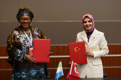 Bakan Göktaş, Sierra Leone ve Singapurlu Mevkidaşları ile  İş Birliği Mutabakat Zaptı İmzaladı