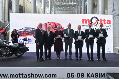 İzmir'de MOTTA Motorlu Taşıtlar Fuarı Kapılarını Açtı