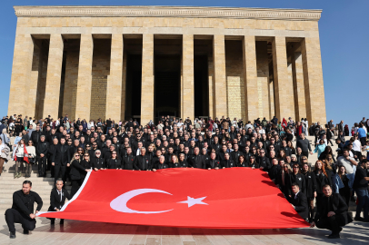 Bursa Büyükşehir Atanın Huzurunda