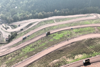 Büyükşehir'in Dokunuşlarıyla Kocaeli Yeşile Doyuyor