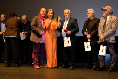 Ustaya Vefa Mesleğe Saygı Gazeteci Ödülü Şaban Mergül’ün