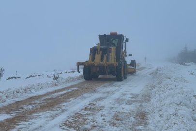 Şanlıurfa'da Karla Rekor Mücadele