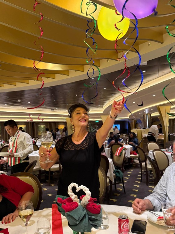 Safiye Doğanay Cruise Tatilinde